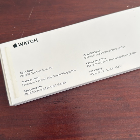 2 APPLE watch bands - Picture 7 of 10